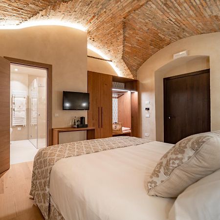 Conti Thun Wine Resort Puegnago del Garda Exterior photo