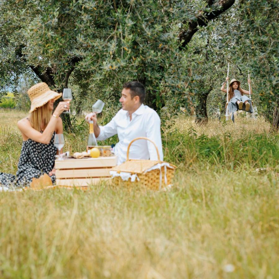 Conti Thun Wine Resort Puegnago del Garda Exterior photo