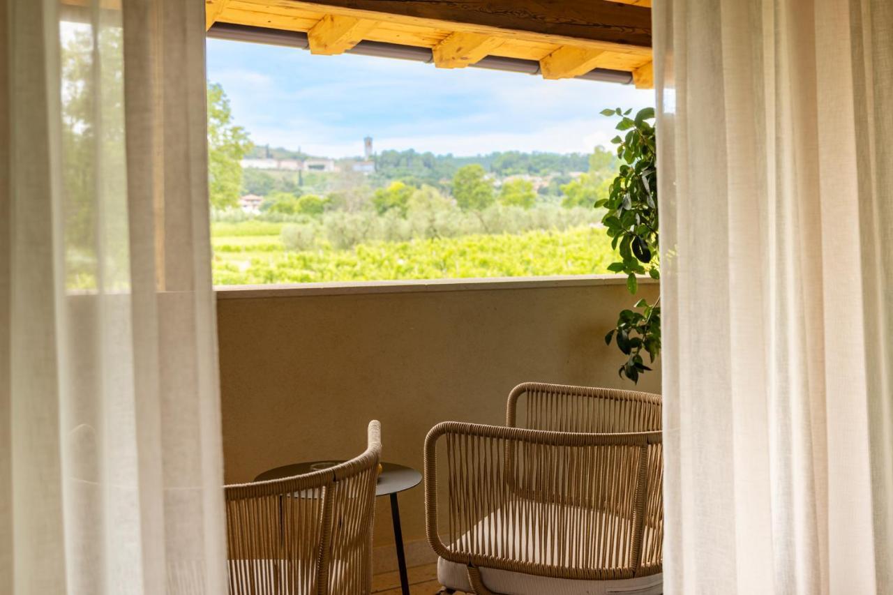 Conti Thun Wine Resort Puegnago del Garda Exterior photo